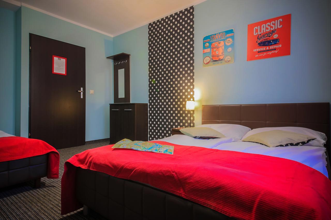 Glow Hostel Βρότσλαβ Εξωτερικό φωτογραφία