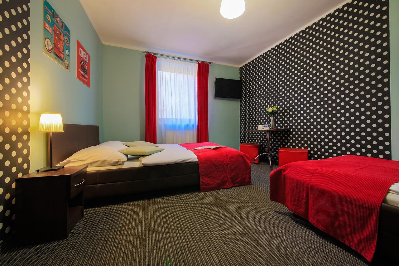 Glow Hostel Βρότσλαβ Εξωτερικό φωτογραφία