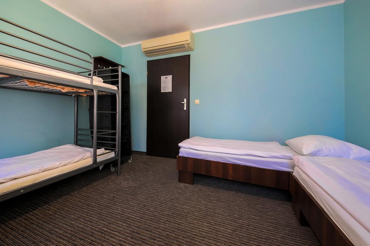 Glow Hostel Βρότσλαβ Εξωτερικό φωτογραφία