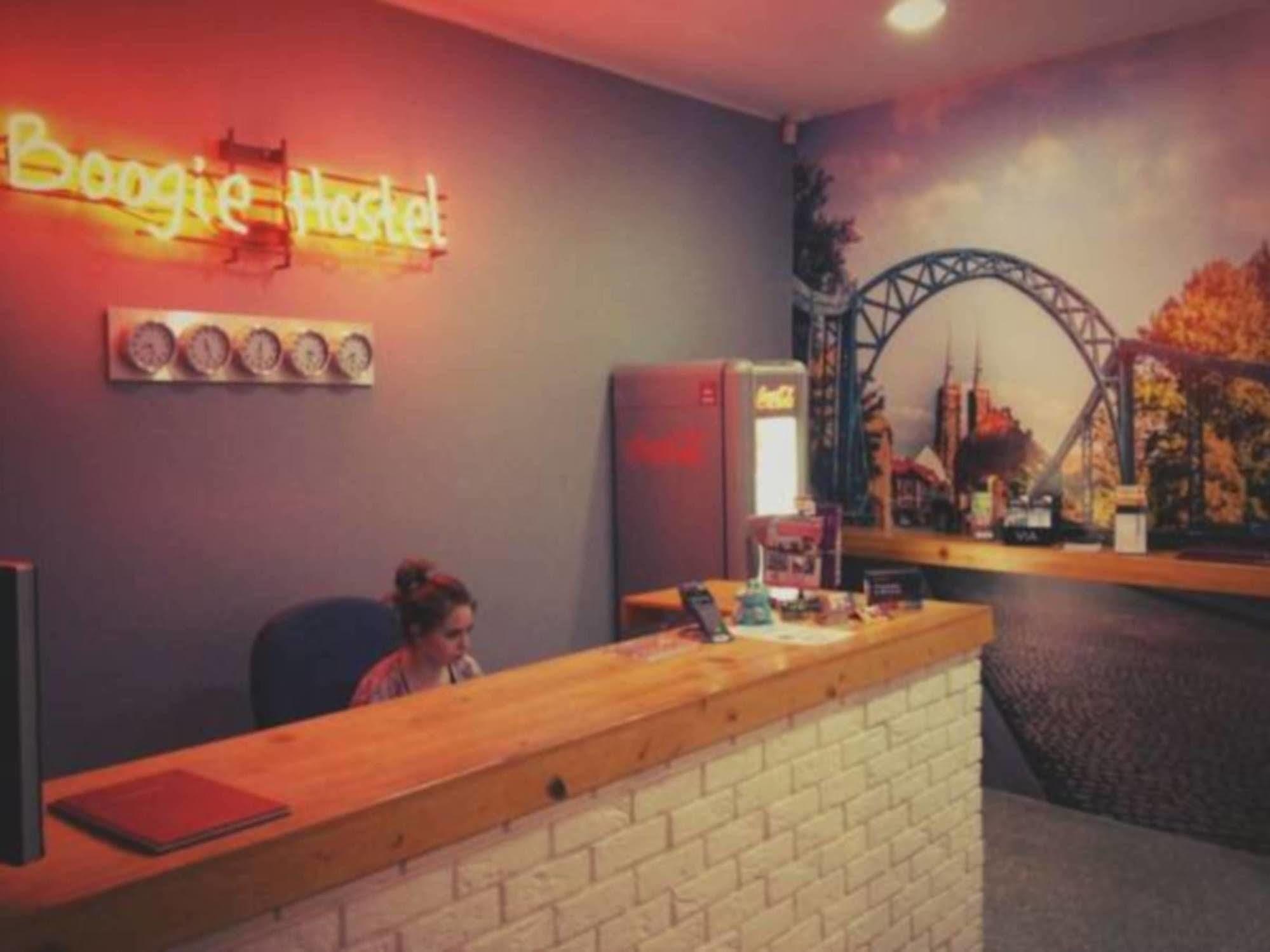 Glow Hostel Βρότσλαβ Εξωτερικό φωτογραφία